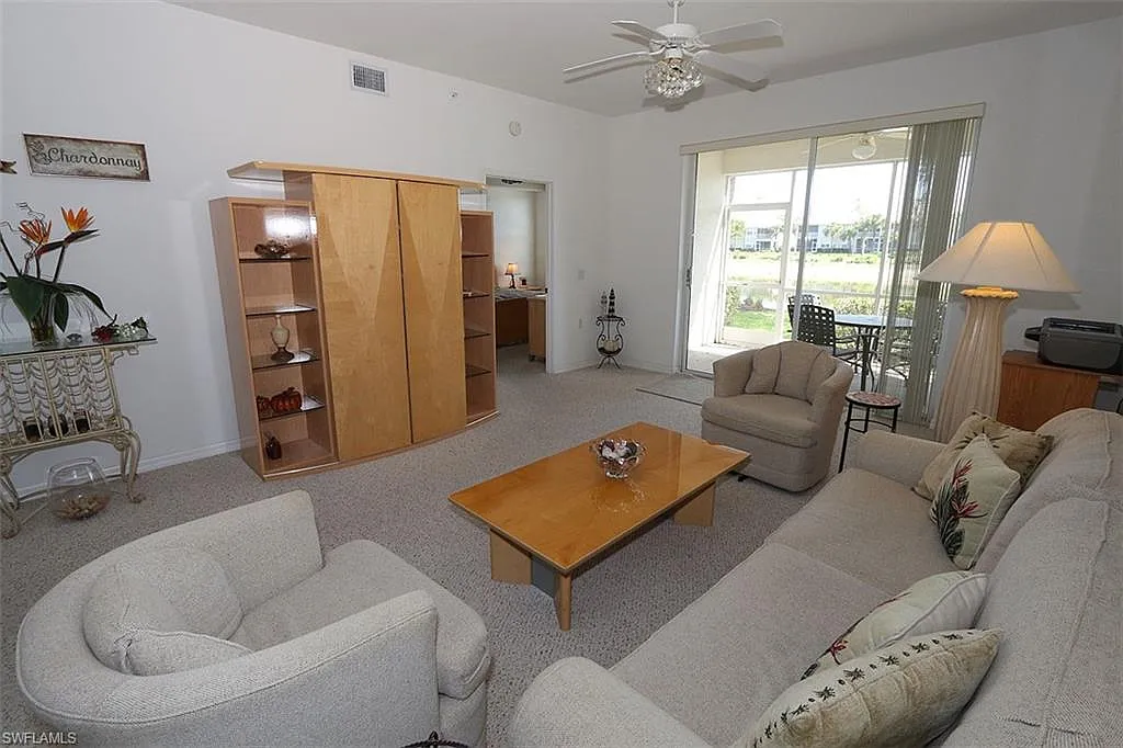 2 bed, 2.0 bath, 1300 sqft, $4,500 — Photo 4