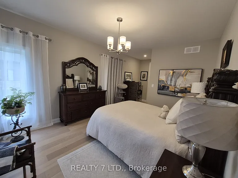 9150 Willoughby Dr #40 — Photo 22