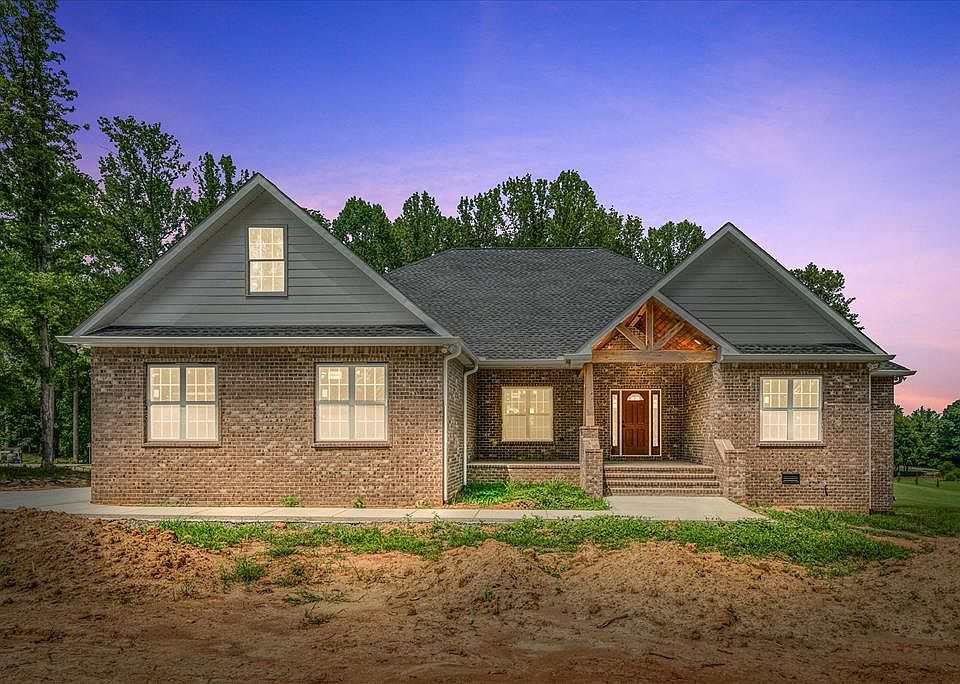 1st image of 5613 Dogwood Dr