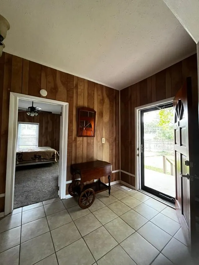 2 bed, 1000 sqft, $1,150 — Photo 3