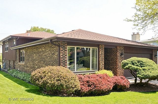 1st image of 54 W Brentwood Dr