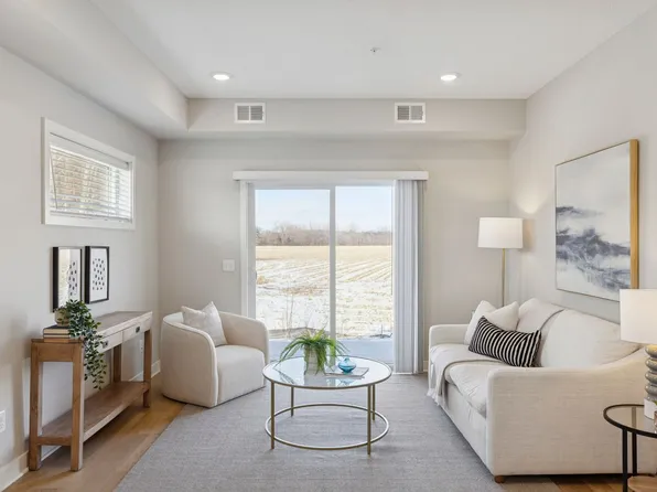 Oneka Fields Townhomes (A)