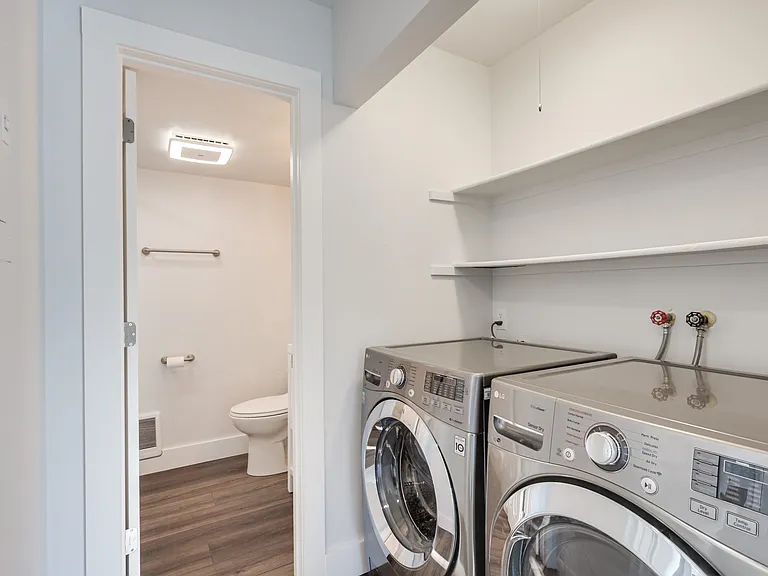 998 W Beaver Creek Blvd #103 — Photo 8
