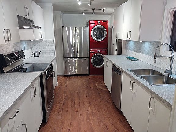 Remodeled gourmet kitchen