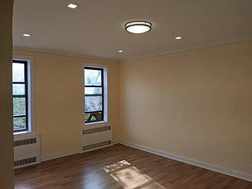 240 Ocean Pkwy #3 Photo 1