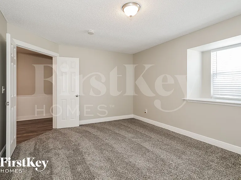 6181 Island Forest Dr — Photo 13