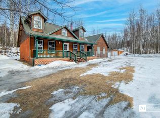 1250 S Lower Rd, Palmer, AK 99645