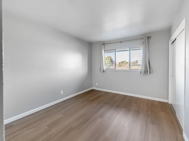 3077 Los Prados St #209 — Photo 29