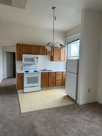 2017 N McClellan St #308 — Photo 5