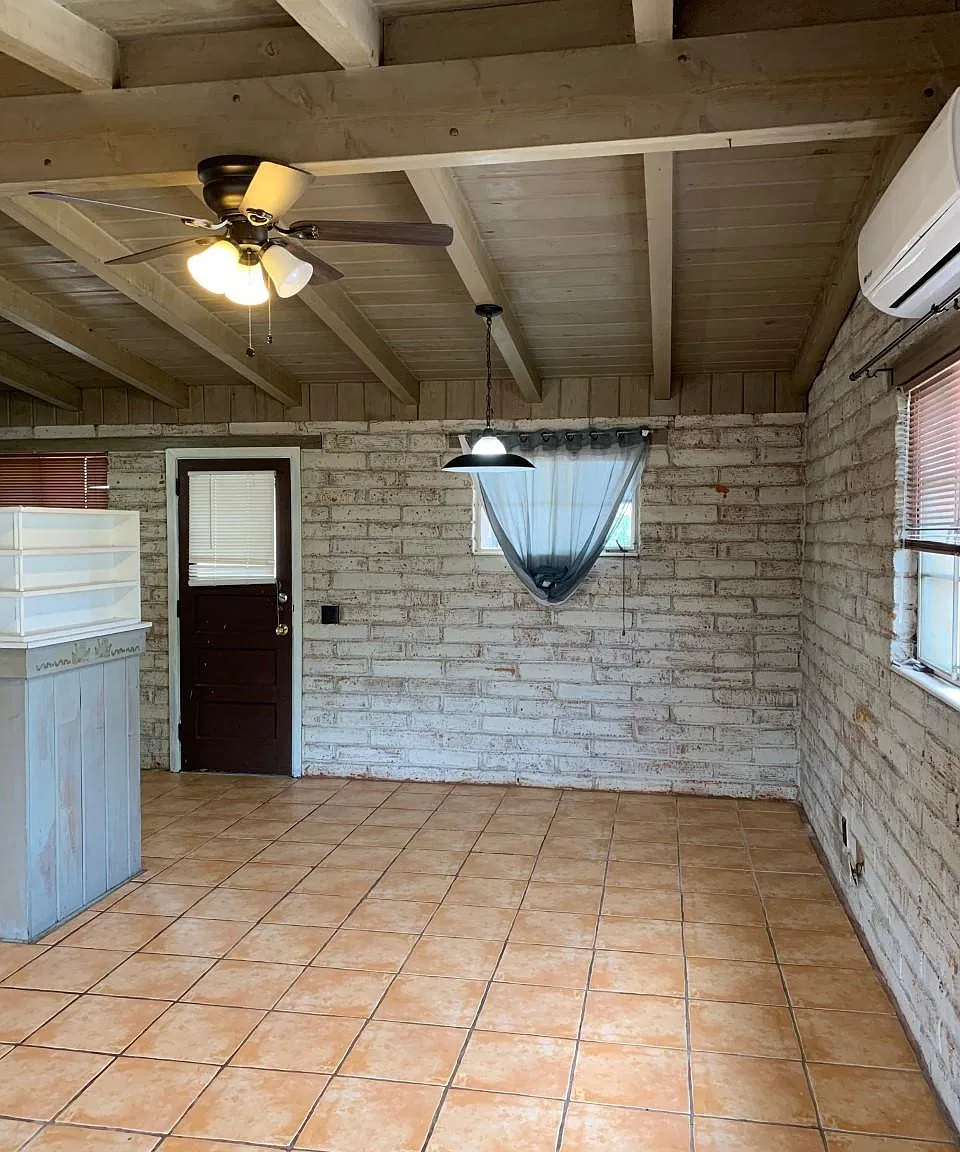 1 bed, 700 sqft, $895 — Photo 2