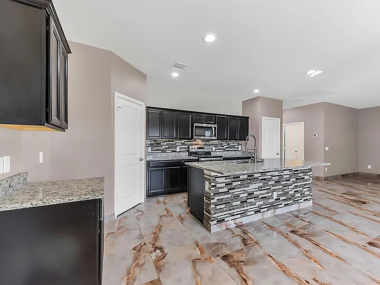 13534 Wembley Heights Dr — Photo 11