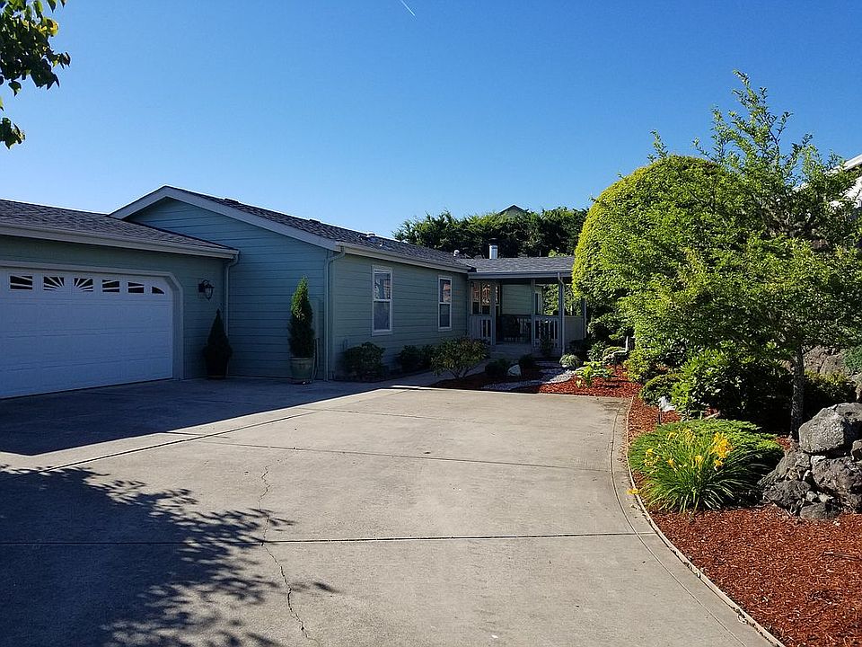 Large flat driveway 