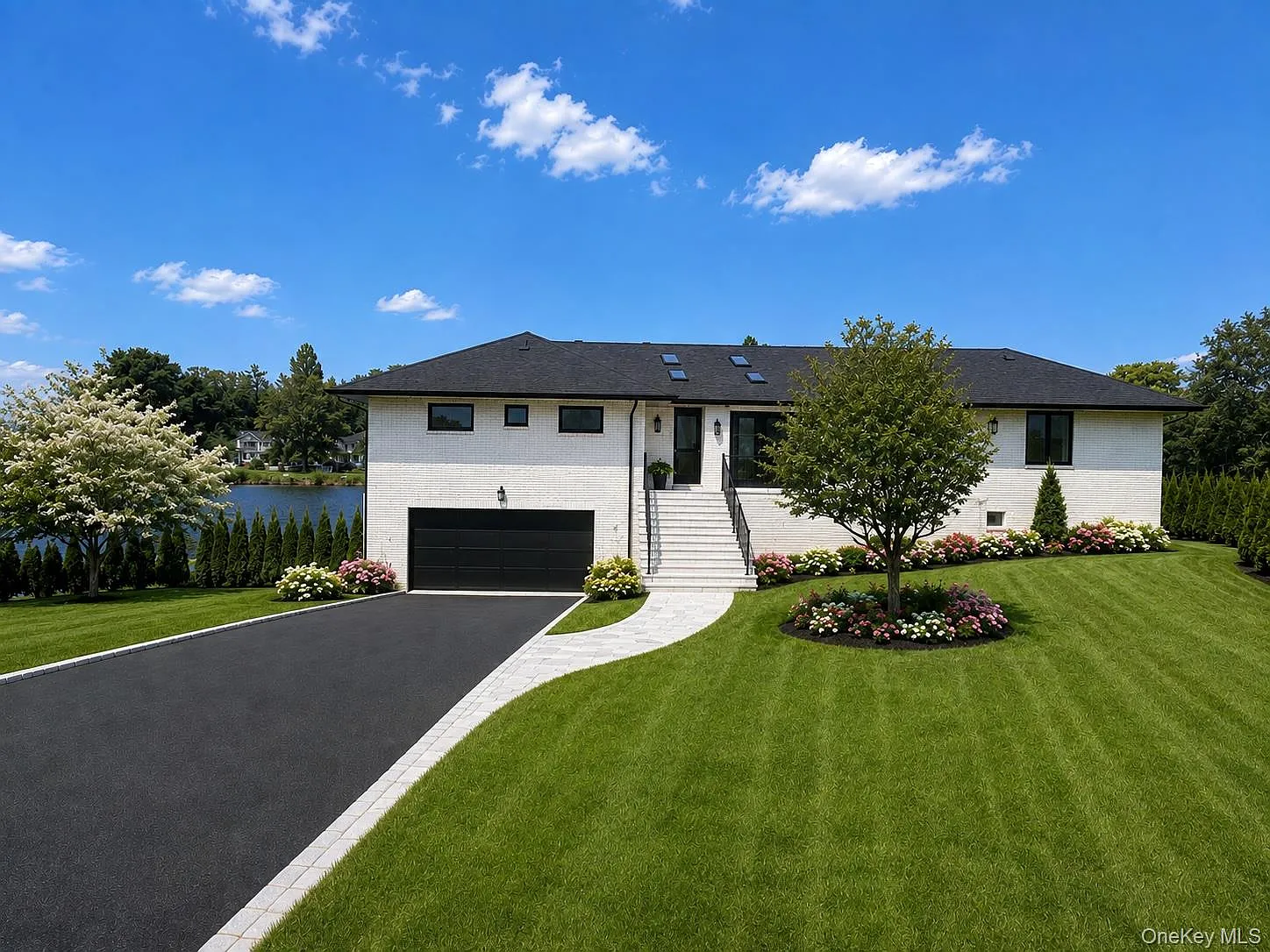 4 bed, 4.5 bath, 2483 sqft, $25,000 — Photo 2