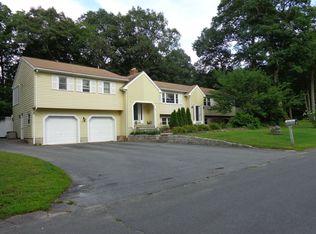 7 Arrow Dr, Whitman, MA 02382