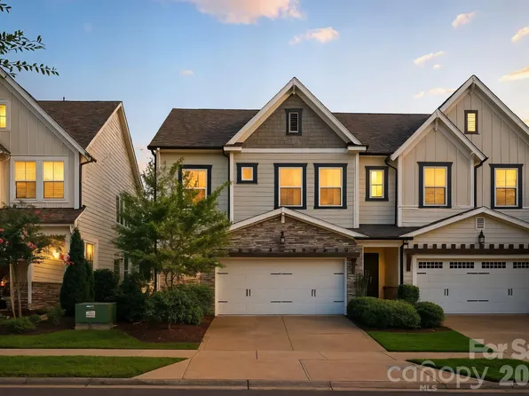 521 Belton St, Charlotte, NC 28209