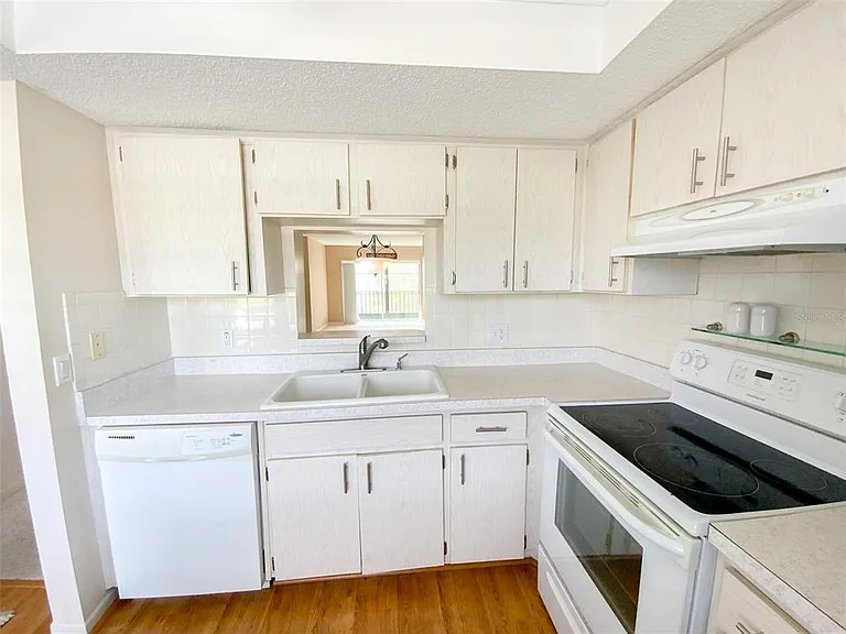 1370 Heather Ridge Blvd #204 — Photo 5