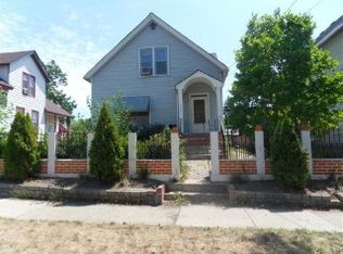 409 N Union St, Aurora, IL 60505