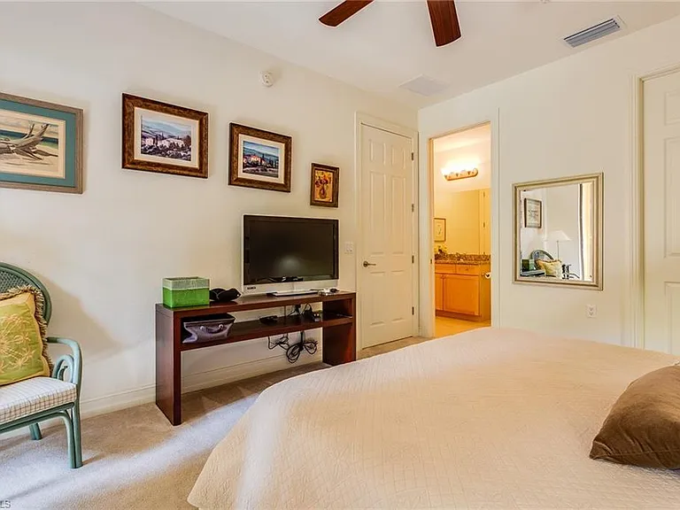 9088 Chula Vista St #108-3 — Photo 16