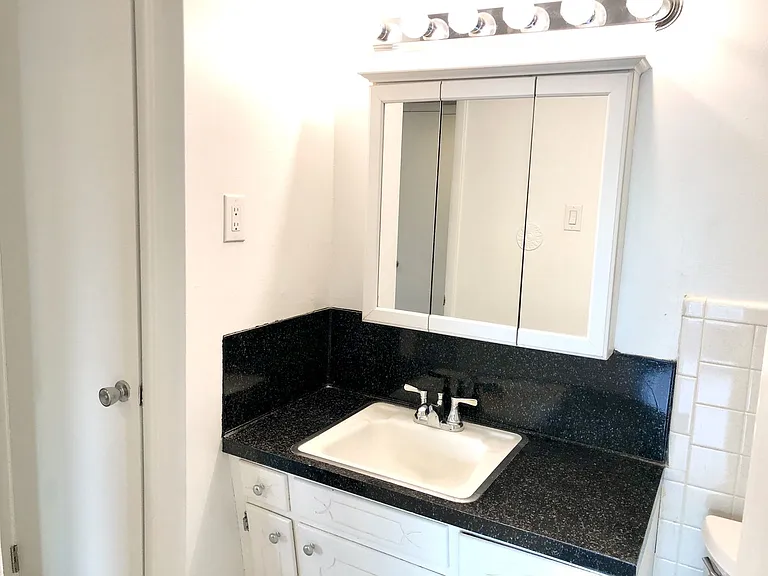 1317 27th Pl S #2700-2704 — Photo 7