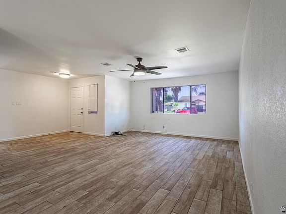 5th image of 3018 W 11th Ln