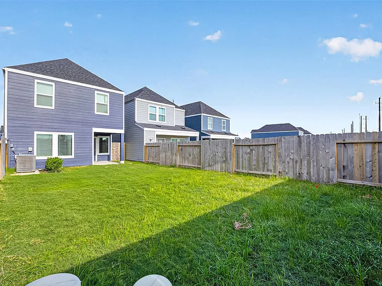 10206 Penryn Forest Trl — Photo 24