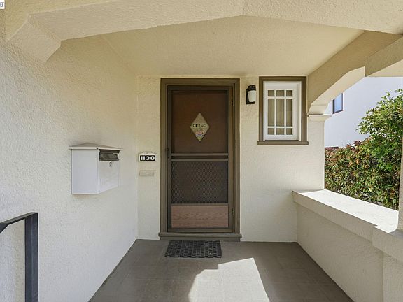 2nd image of 1130 Ranleigh Way