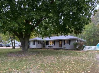 20860 N Lake Dr, Walkerton, IN 46574