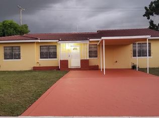 930 NE 160th St, North Miami Beach, FL 33162