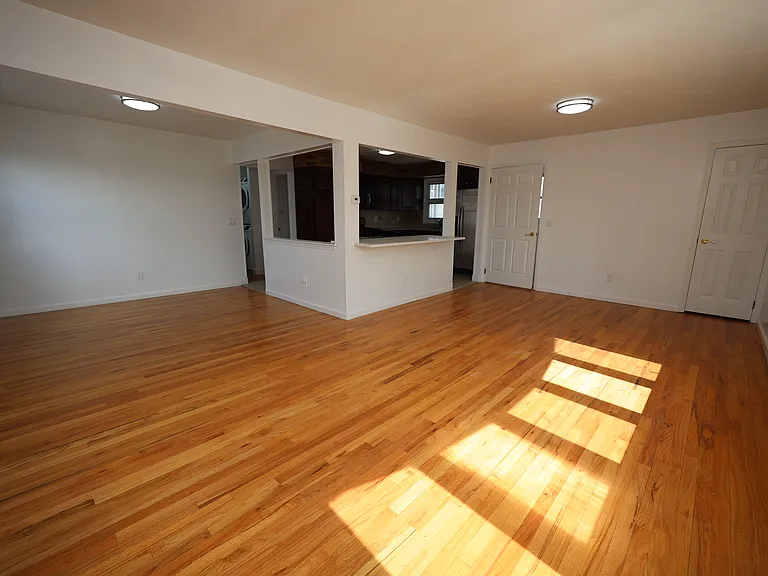 475 Beach Rd #2 — Photo 19