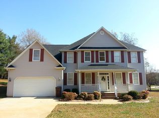 1126 Miller Rd, Greenville, SC 29607