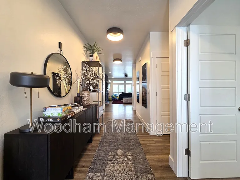 98 Caitlin Rd — Photo 20