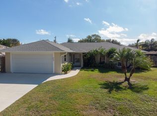 466 Caravan Ter, Sebastian, FL 32958