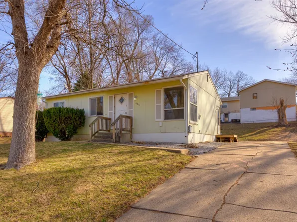 4211 SE 10th St, Des Moines, IA 50315