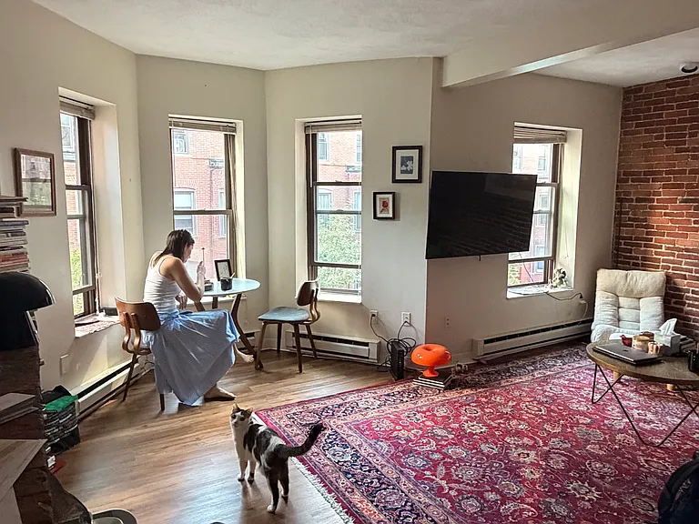 19 Saint Germain St #4 — Photo 3