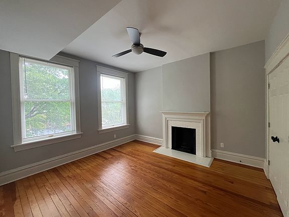 1st bedroom, facing street