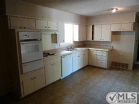2nd image of 351 Blossom Dr