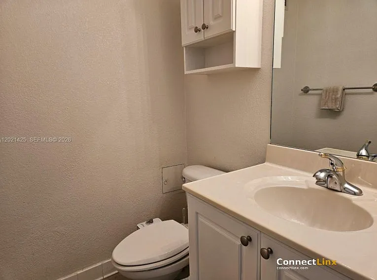 2501 S Ocean Dr — Photo 8