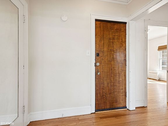 3rd image of 1518 E 59th St #3A