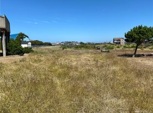 1474 Ocean Crest Ave SW, Ocean Shores, WA 98569