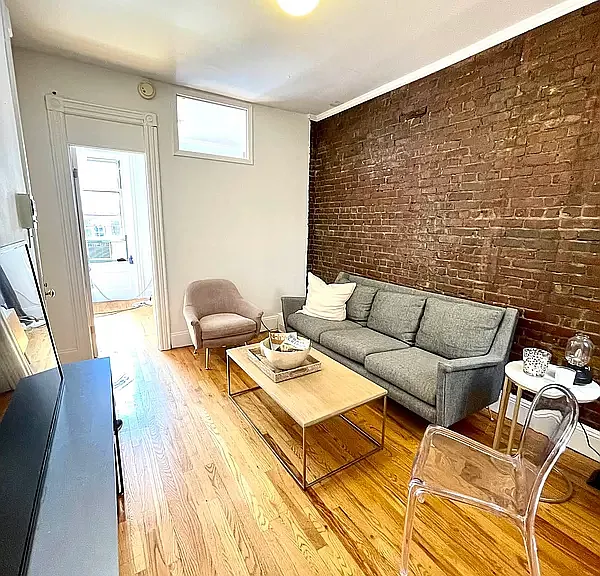145 Waverly Pl #5W — Photo 4