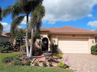 10772 Fieldfair Dr, Naples, FL 34119