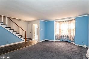 4th image of 1618 Roundhill Rd