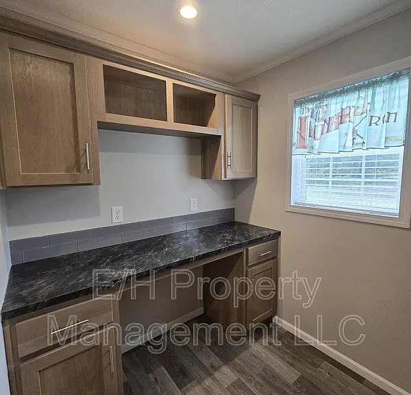 501 S Edwards Ave #1 — Photo 50