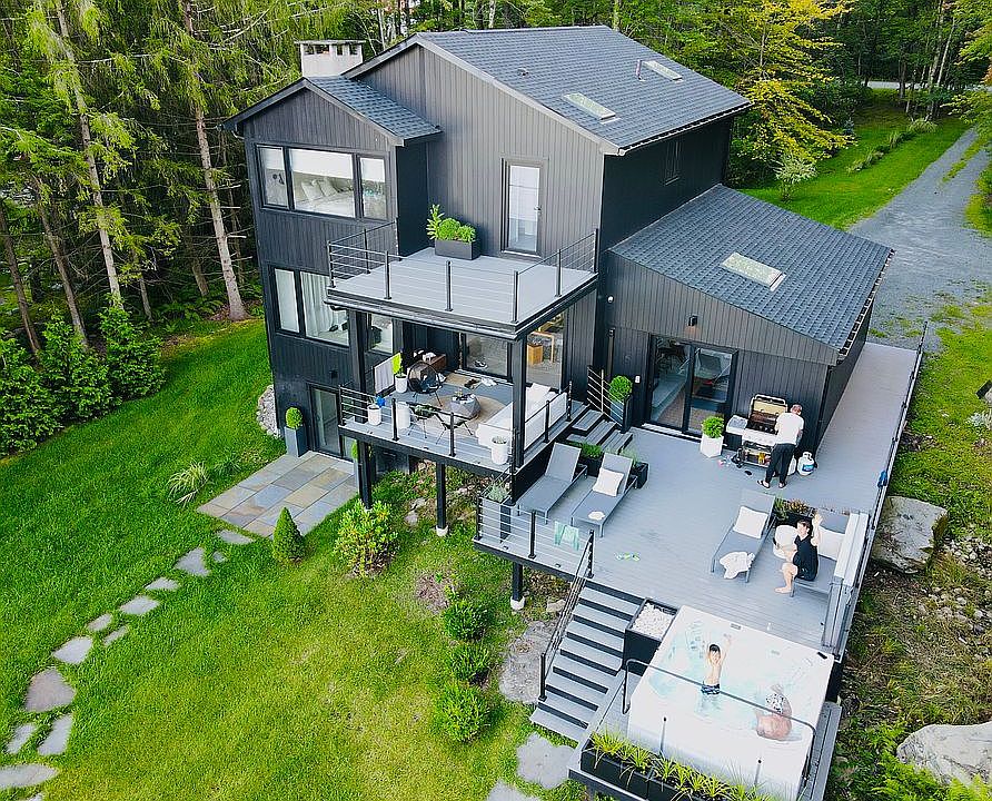 1st image of 597 Shore Rd #86