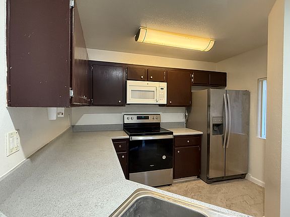 3rd image of 7597 Charmant Dr Unit 911