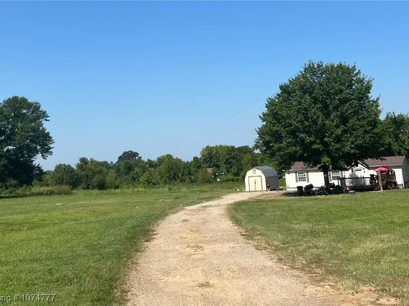 120 Lynn Dr, Arkoma, OK 74901