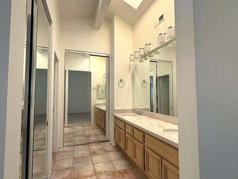 24668 El Manzano — Photo 15