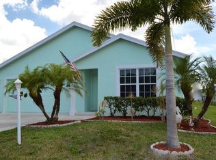 8910 SW Caprice Cir, Stuart, FL 34997