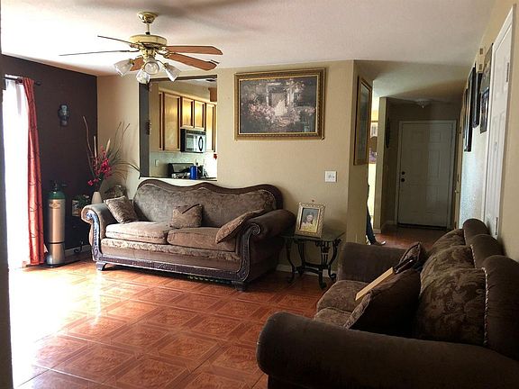 4th image of 1273 N Woods Dr