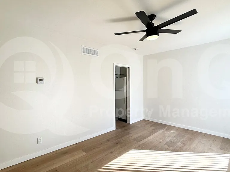 3931 N Longview Ave #2 — Photo 6